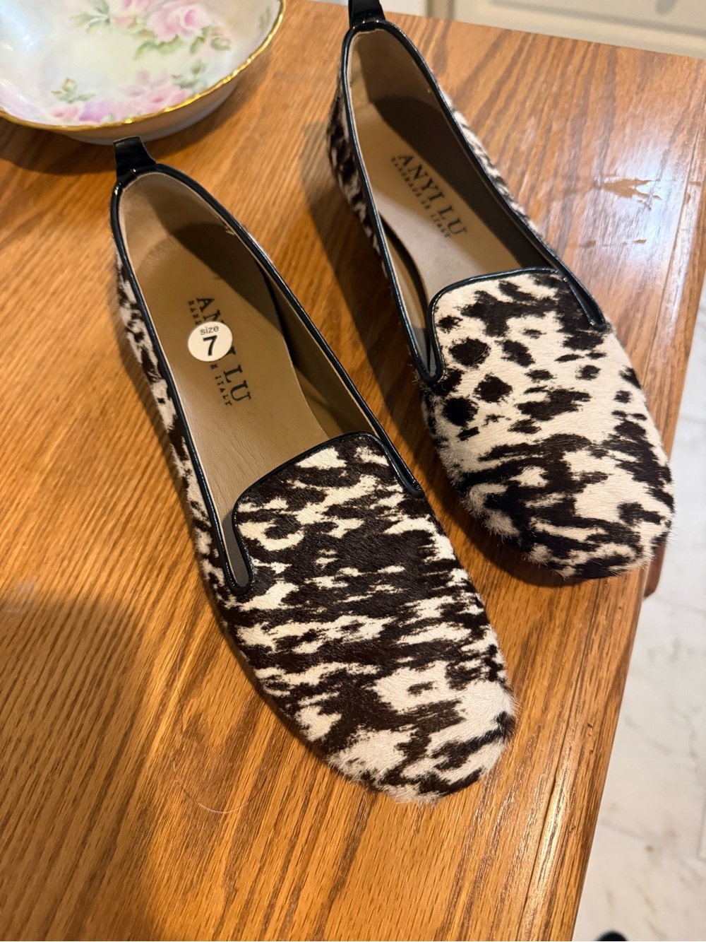 NWOT Anyi Lu Calf Hair Shoes Flats Loafers Size 7 Slip On Casual